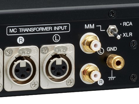 EQA-2000 | Line Up | Phono-Equalizer Amplifier | ortofon